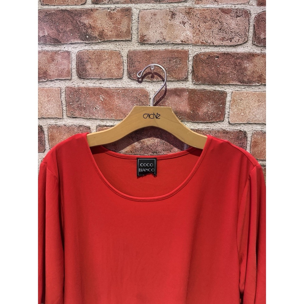 Coco Blanco Basic Top Women's Size L Solid Ruby Red Loose Fit Casual Round Neck - Picture 3 of 4